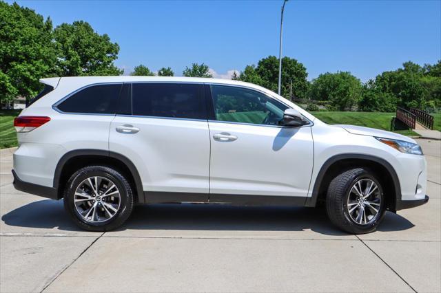 used 2019 Toyota Highlander car, priced at $22,489