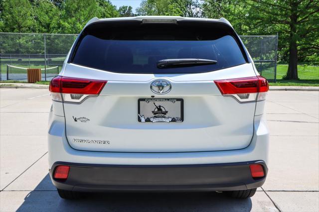 used 2019 Toyota Highlander car, priced at $22,489