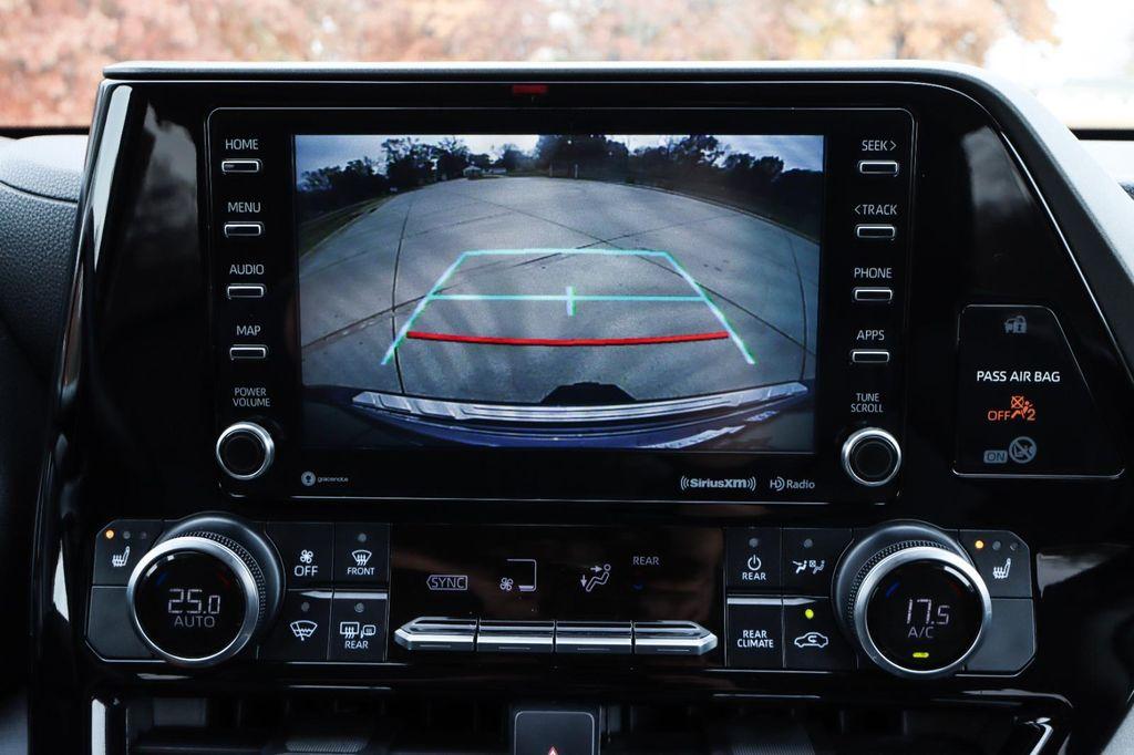 used 2020 Toyota Highlander car, priced at $29,750