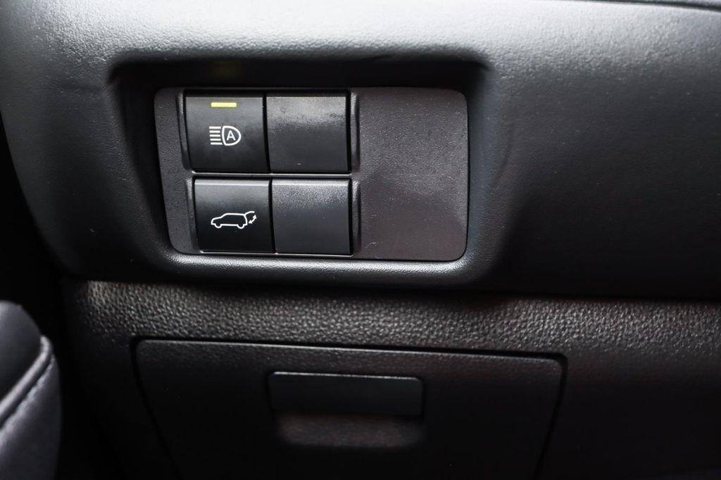 used 2020 Toyota Highlander car, priced at $29,750