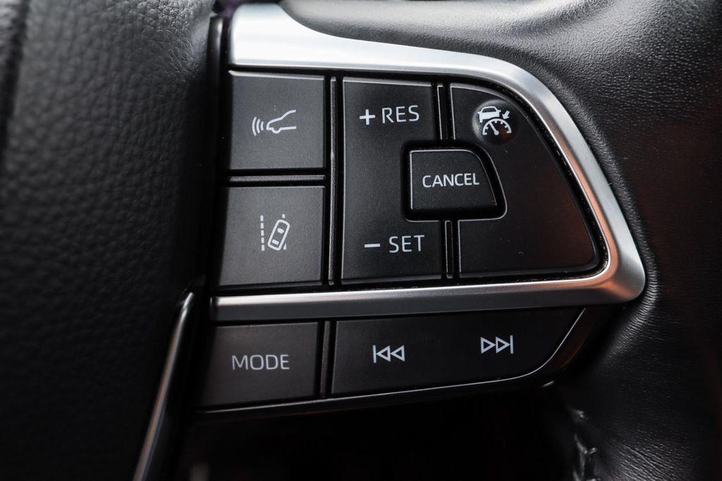 used 2020 Toyota Highlander car, priced at $29,750