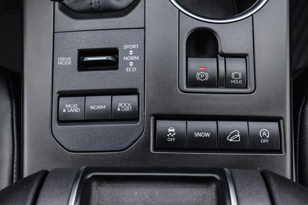 used 2020 Toyota Highlander car, priced at $29,750