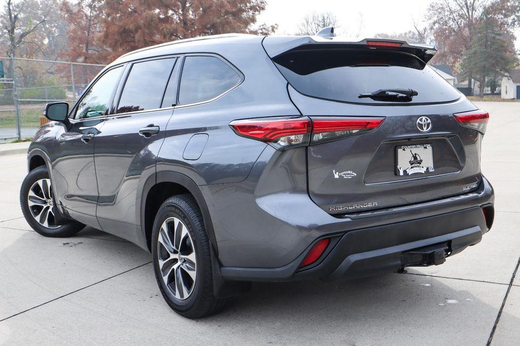 used 2020 Toyota Highlander car, priced at $29,750