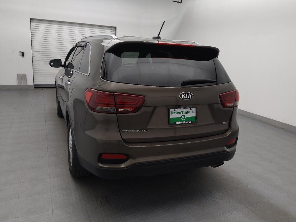 used 2020 Kia Sorento car, priced at $16,395
