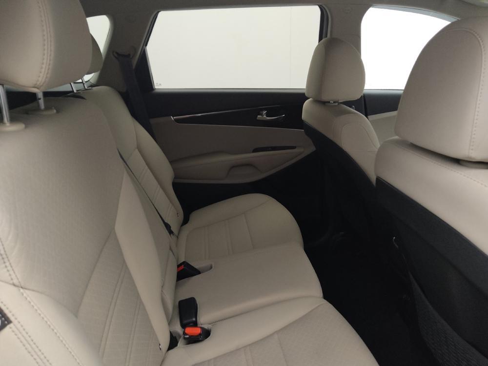 used 2020 Kia Sorento car, priced at $16,395