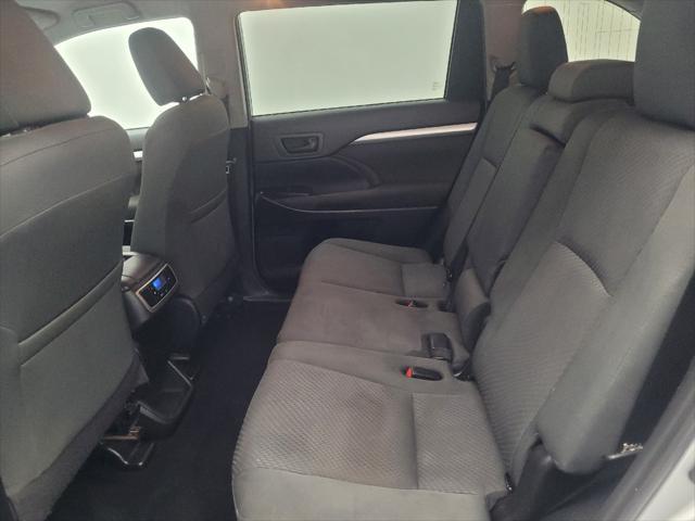 used 2019 Toyota Highlander car, priced at $22,195