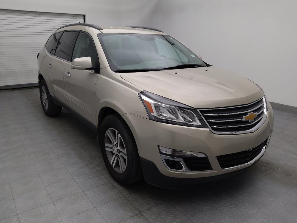 used 2015 Chevrolet Traverse car, priced at $13,095