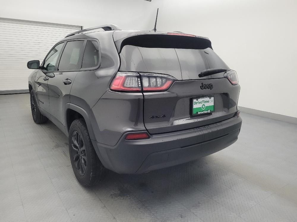 used 2023 Jeep Cherokee car, priced at $25,095