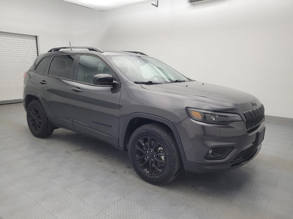 used 2023 Jeep Cherokee car, priced at $25,095