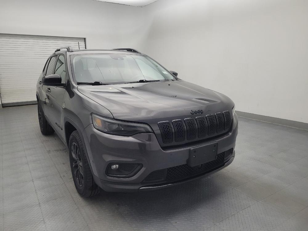 used 2023 Jeep Cherokee car, priced at $25,095