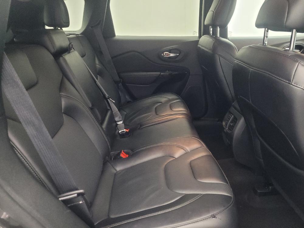 used 2023 Jeep Cherokee car, priced at $25,095