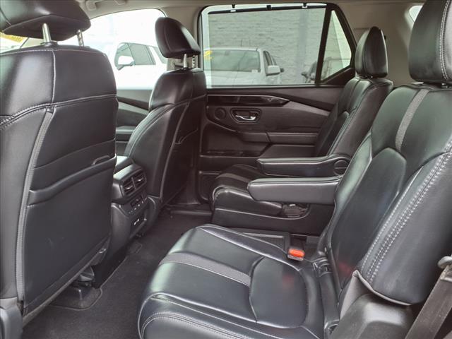 used 2023 Honda Pilot car, priced at $38,995