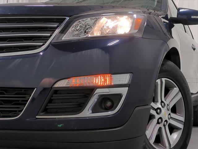 used 2015 Chevrolet Traverse car, priced at $12,000