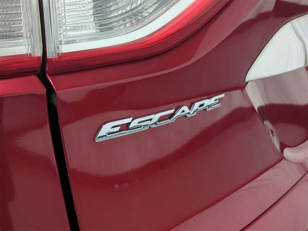used 2014 Ford Escape car, priced at $5,888