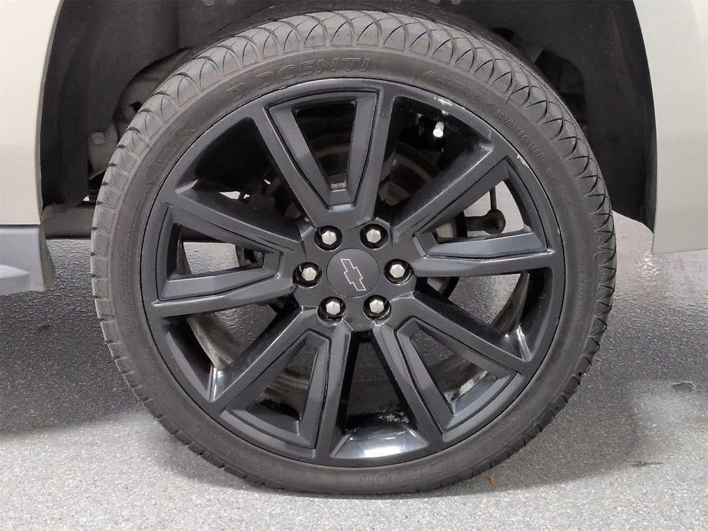 used 2015 Chevrolet Suburban car, priced at $15,000