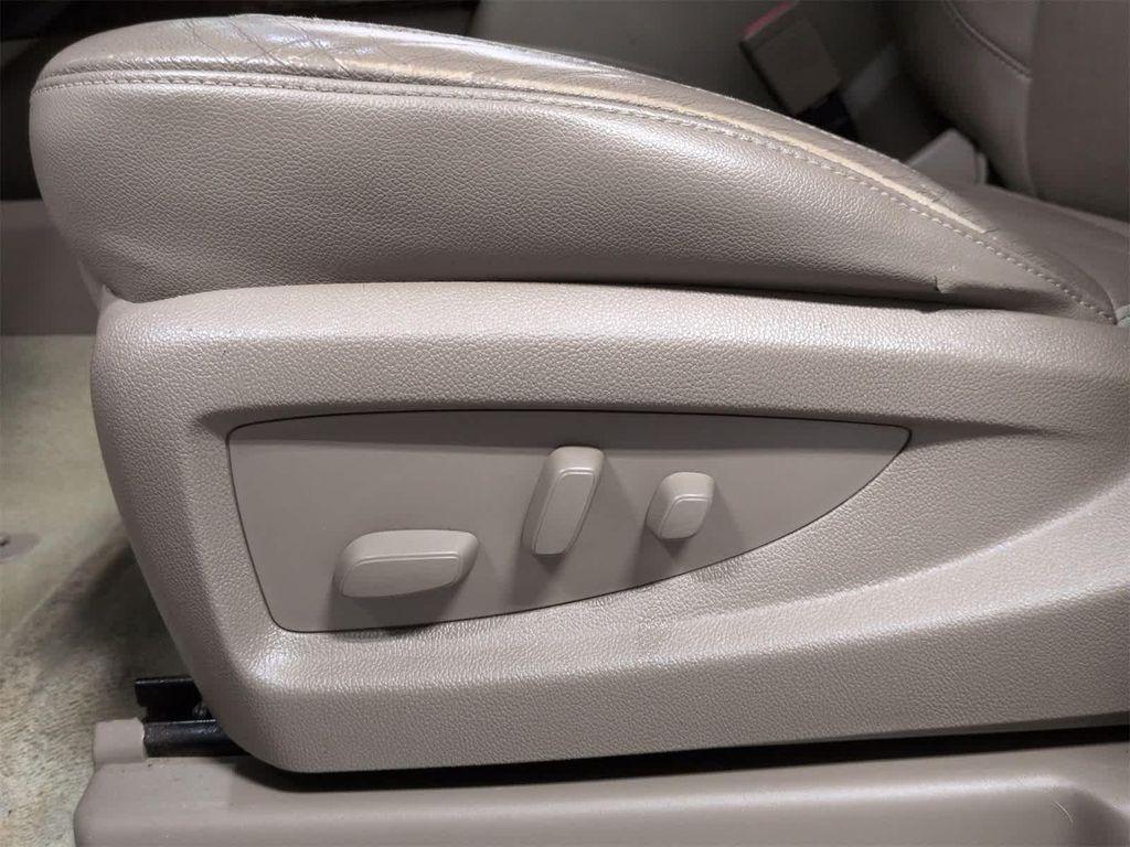 used 2015 Chevrolet Suburban car, priced at $15,000