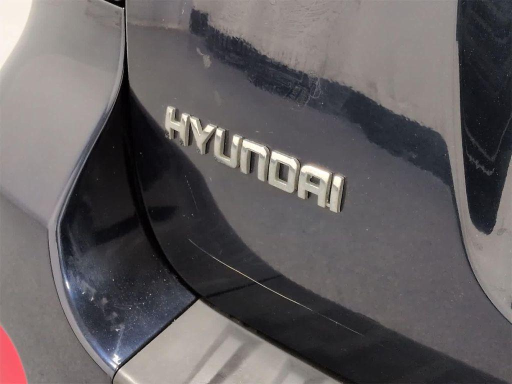 used 2009 Hyundai Santa Fe car, priced at $6,555