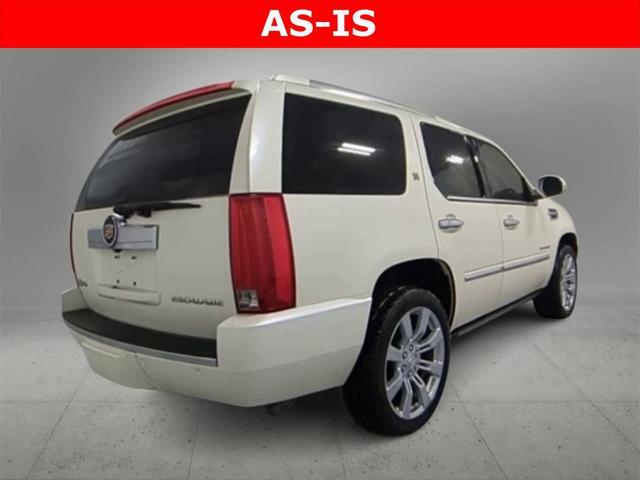 used 2013 Cadillac Escalade Hybrid car, priced at $12,000