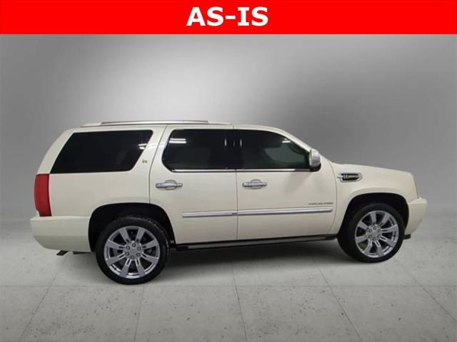 used 2013 Cadillac Escalade Hybrid car, priced at $12,000