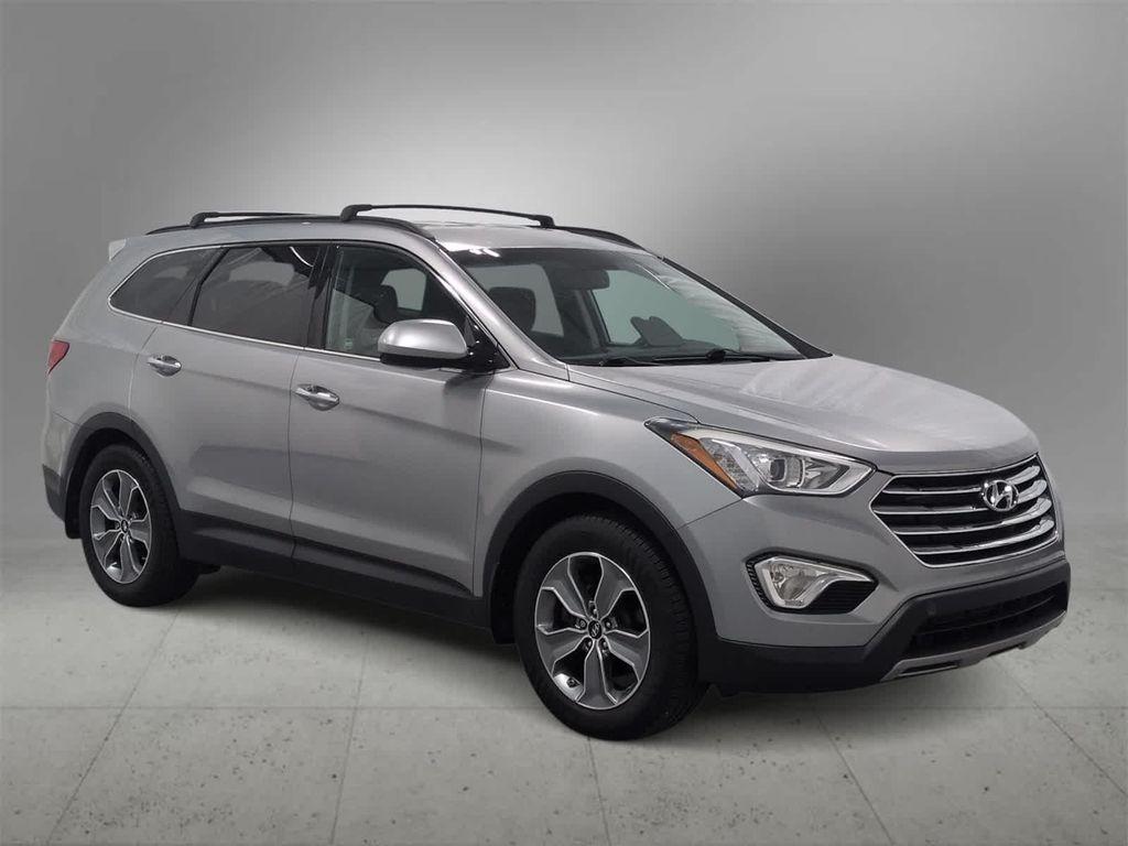 used 2015 Hyundai Santa Fe car, priced at $11,444