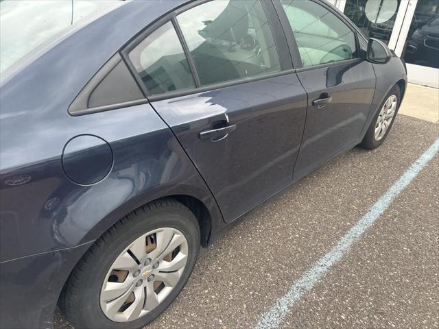 used 2016 Chevrolet Cruze Limited car, priced at $5,000