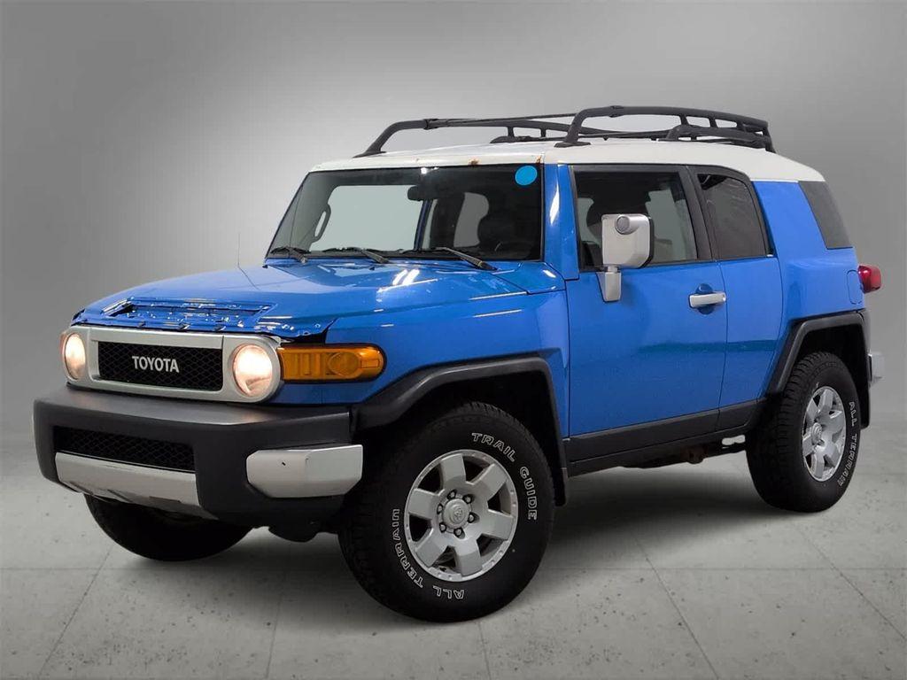 used 2007 Toyota FJ Cruiser car, priced at $10,000