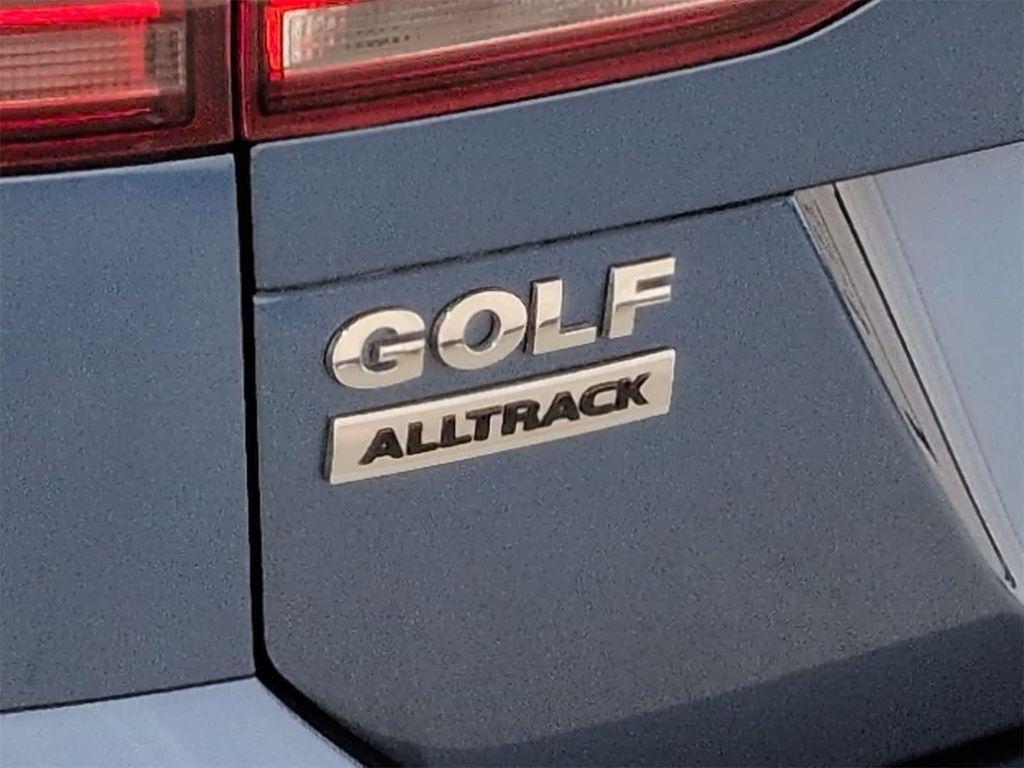 used 2017 Volkswagen Golf Alltrack car, priced at $15,495