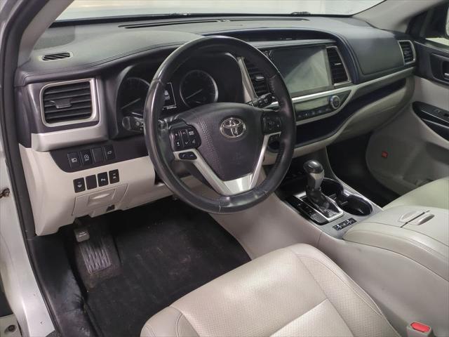 used 2018 Toyota Highlander car, priced at $23,900