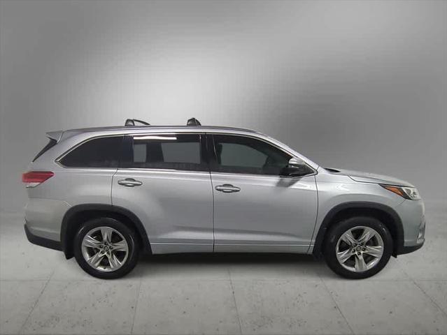 used 2018 Toyota Highlander car, priced at $23,900