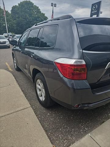 used 2010 Toyota Highlander car, priced at $6,995