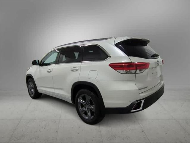 used 2018 Toyota Highlander car, priced at $23,750
