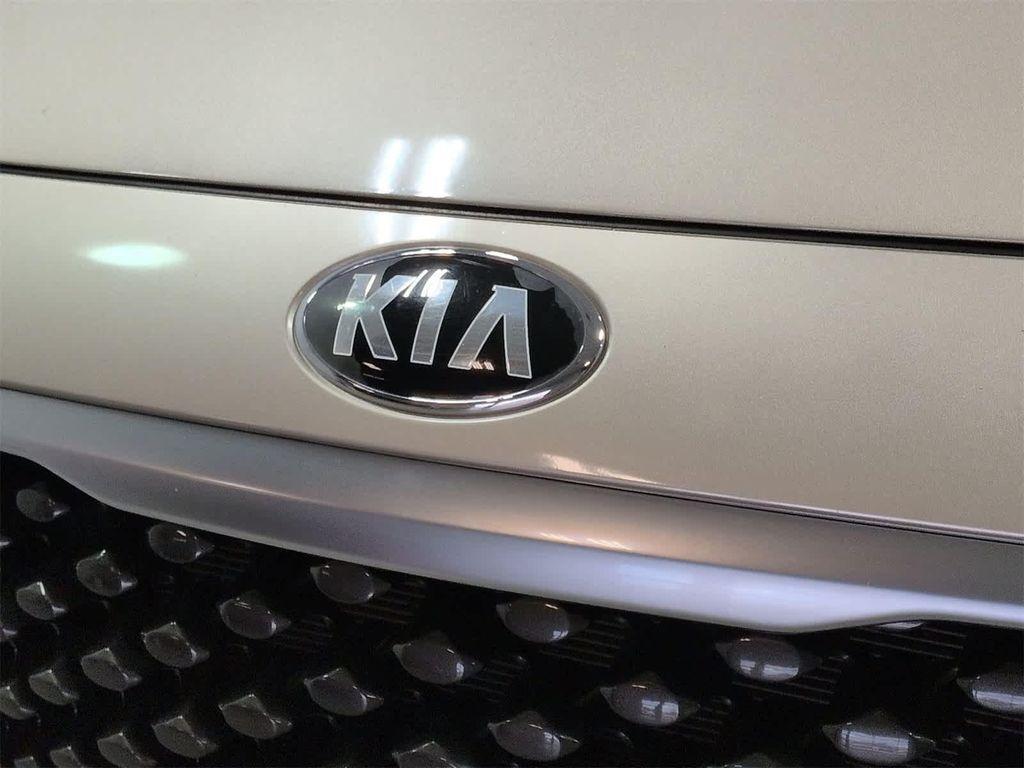 used 2015 Kia Sedona car, priced at $10,555