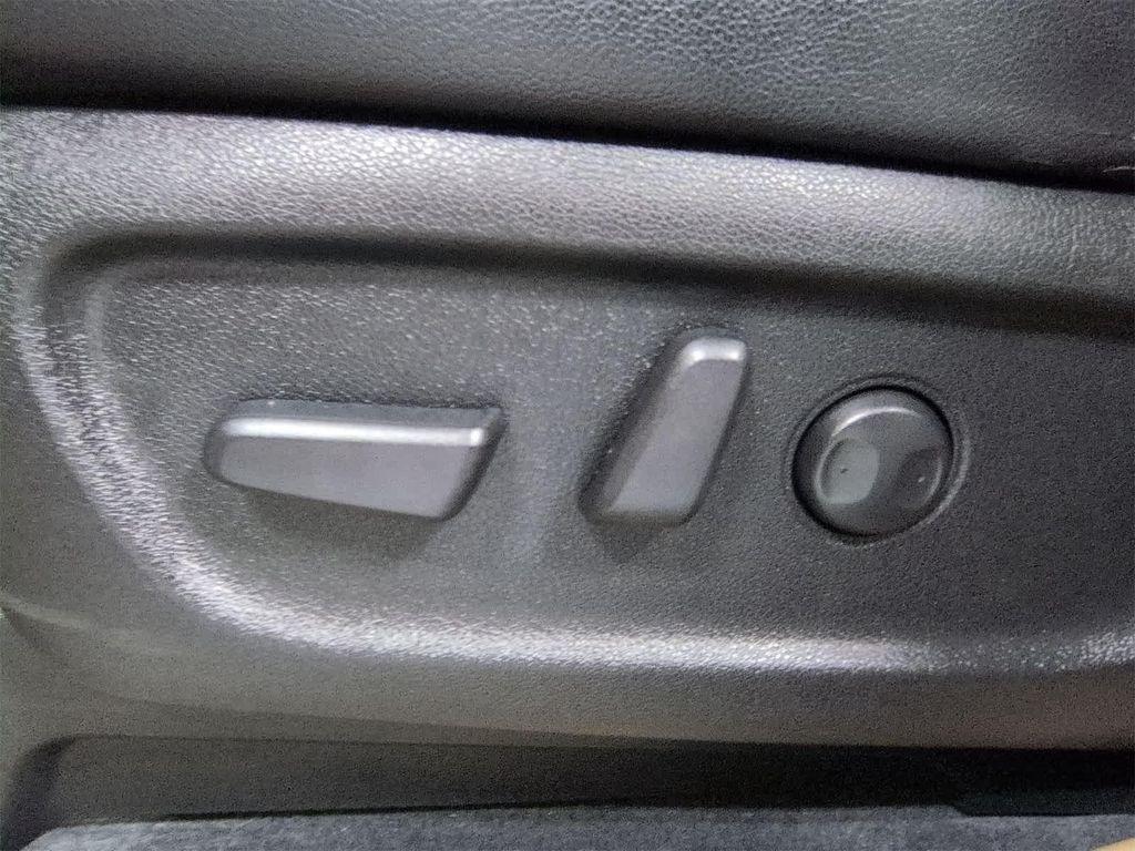 used 2015 Kia Sedona car, priced at $10,555