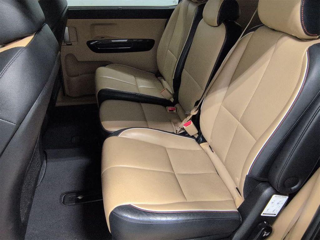 used 2015 Kia Sedona car, priced at $10,555