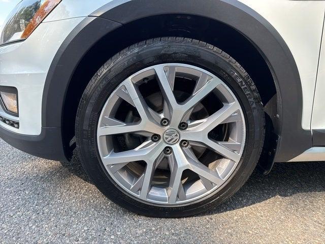 used 2017 Volkswagen Golf Alltrack car, priced at $11,878