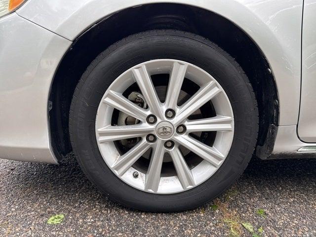 used 2013 Toyota Camry Hybrid car, priced at $12,990