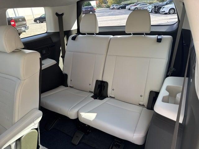 used 2025 Hyundai SANTA FE HEV car, priced at $41,990