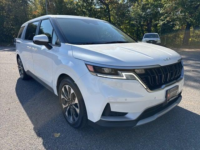 used 2024 Kia Carnival car, priced at $35,223