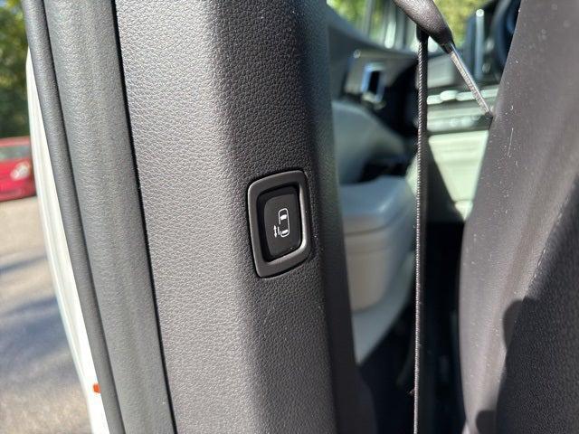 used 2024 Kia Carnival car, priced at $35,223