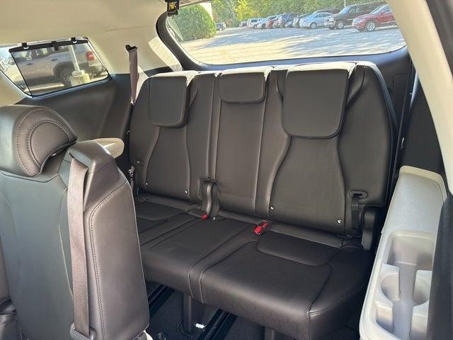 used 2024 Kia Carnival car, priced at $35,223