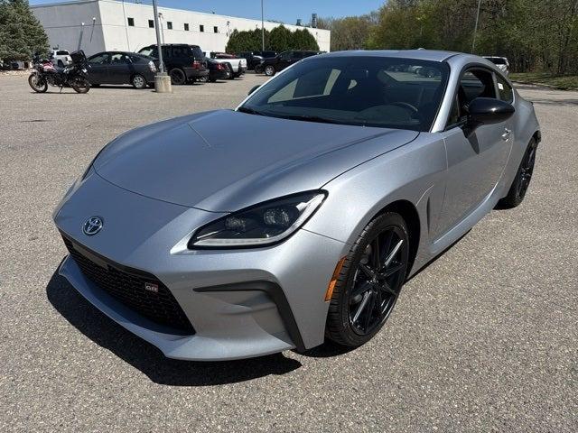 new 2025 Toyota GR86 car, priced at $34,212