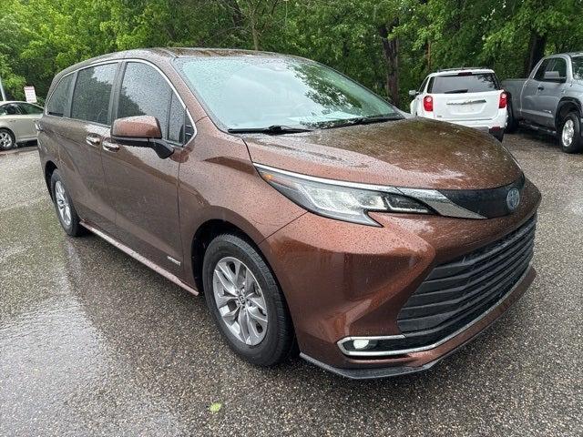 used 2021 Toyota Sienna car, priced at $30,990
