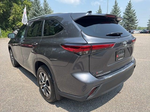 used 2023 Toyota Highlander car, priced at $41,500
