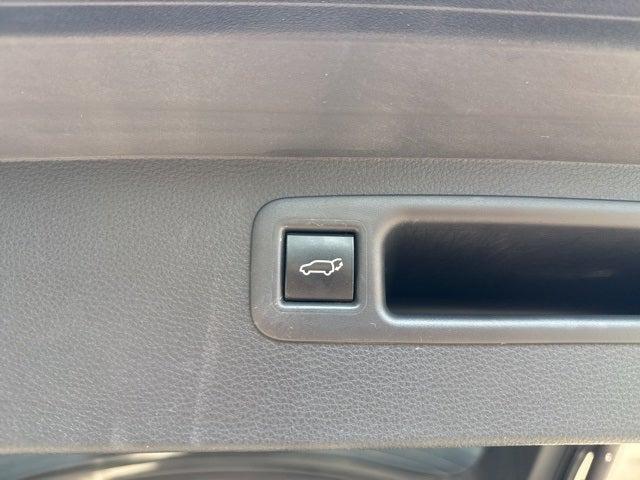used 2023 Toyota Highlander car, priced at $41,500