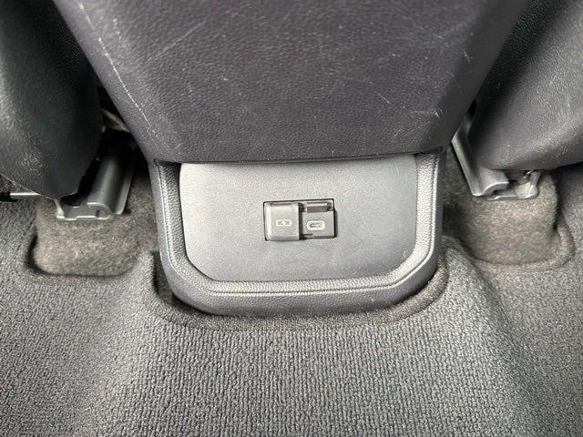 used 2023 Toyota Highlander car, priced at $34,990