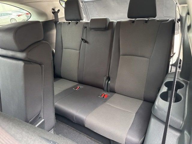 used 2023 Toyota Highlander car, priced at $34,990