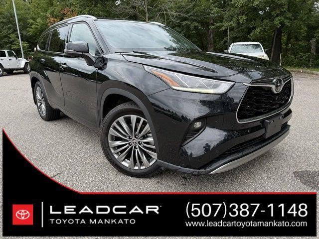 used 2020 Toyota Highlander car, priced at $33,990