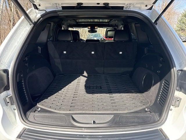 used 2020 Jeep Grand Cherokee car, priced at $25,000