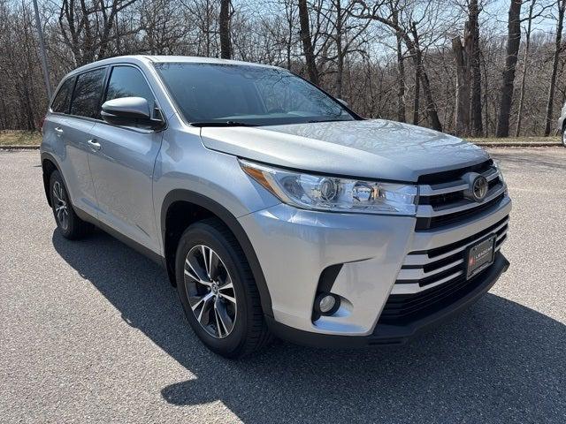 used 2019 Toyota Highlander car, priced at $23,490