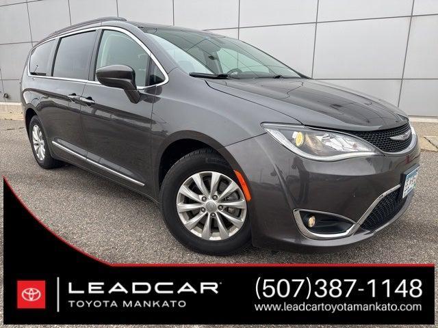 used 2017 Chrysler Pacifica car, priced at $15,990